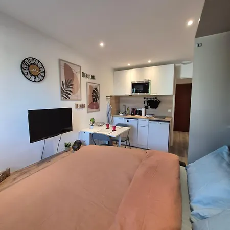 Modern And Optimized - Ideal For Border Workers * Ambilly