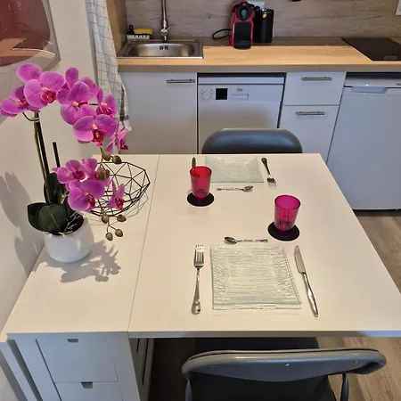 Modern And Optimized - Ideal For Border Workers